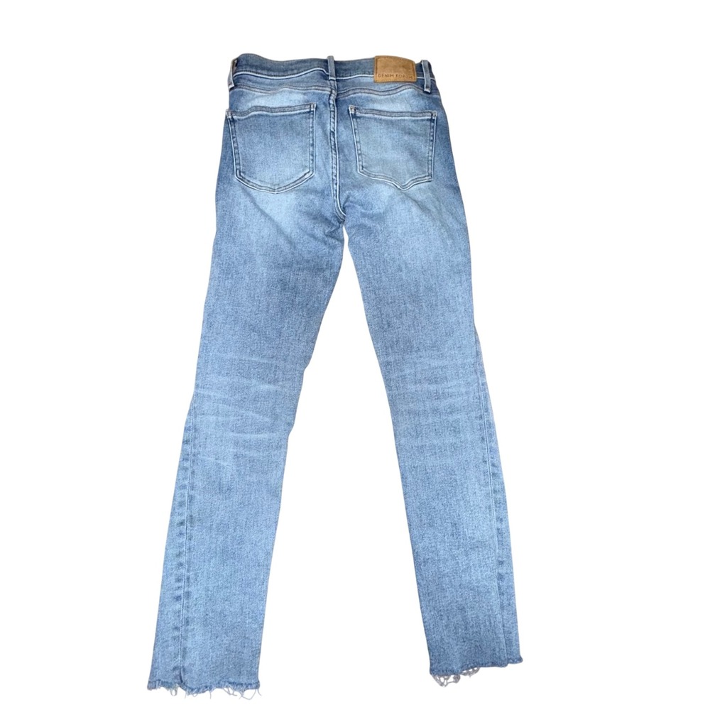 DENIM FORUM The Nico Mid Rise Crop Jeans Blue Distressed Raw Hem Size 24 - Picture 7 of 7